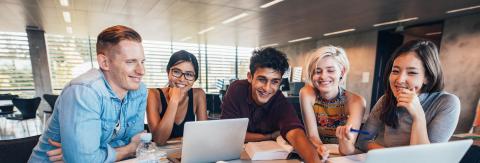 students researching 2